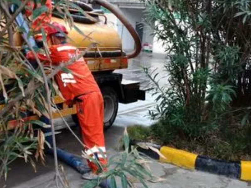 广州市白云区疏通厕所更换马桶排污水管