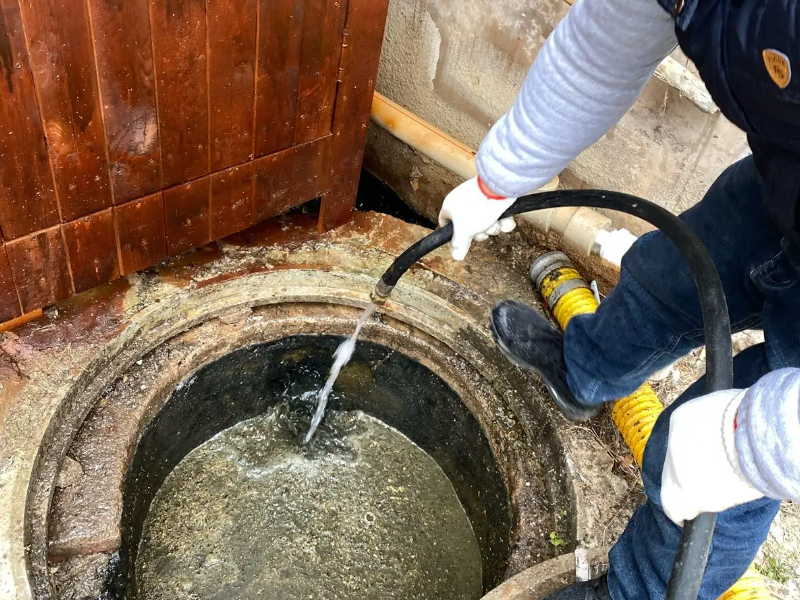 白云区良田 良沙路高压车清通管道 沙井 清理化粪池